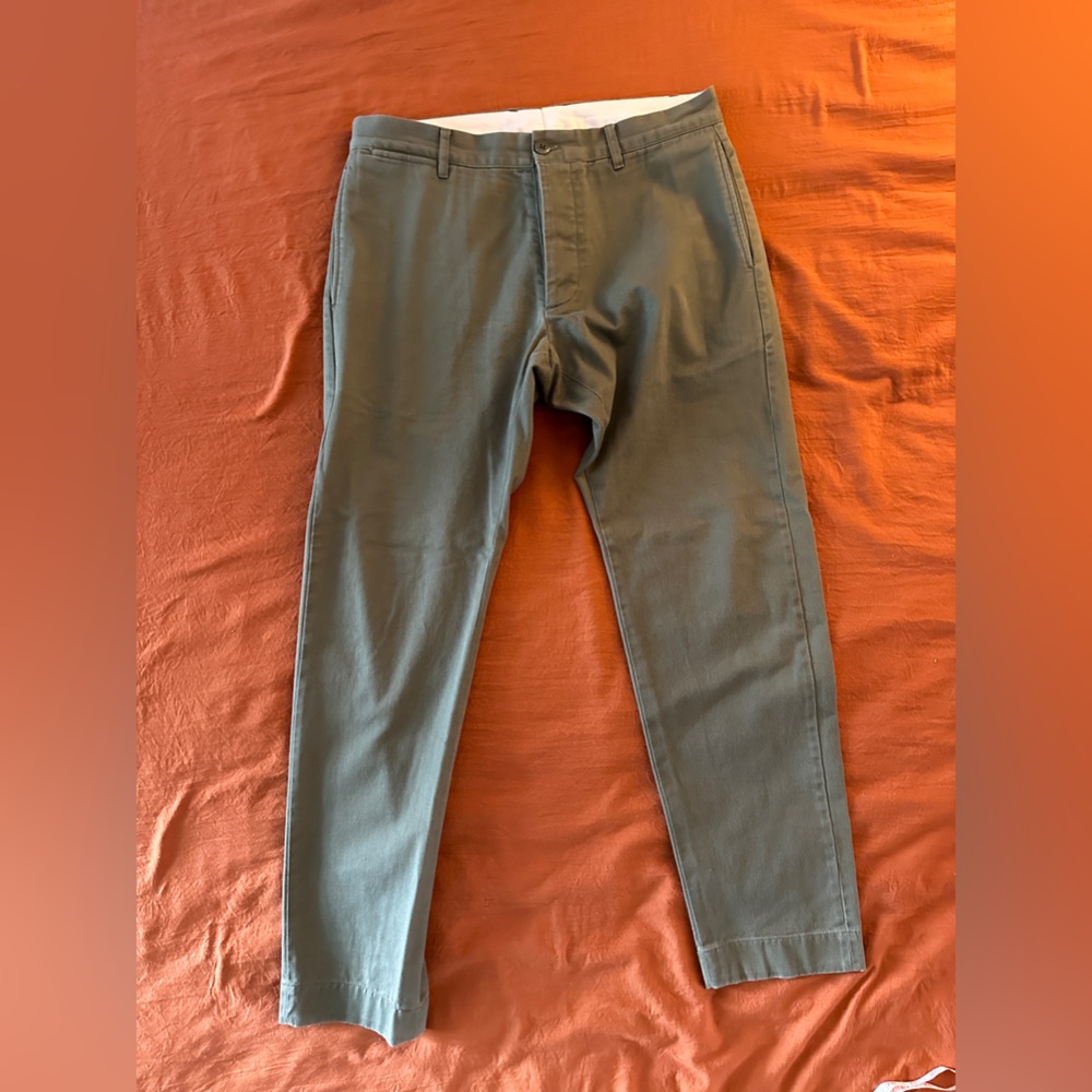 Todd Snyder Japanese Relaxed fit Selvedge Chino in Olive Green